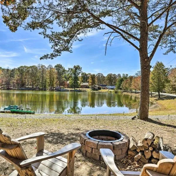 Brand-New Trenton Cabin Panoramic Lake Views，位于Trenton的酒店