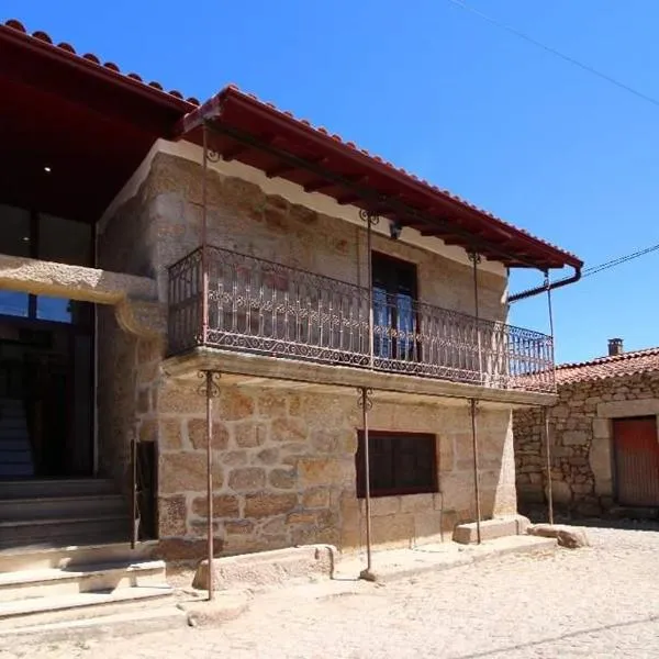Casa dos Ferros，位于Freixiel的酒店