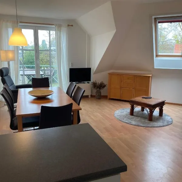 Ostseewelle Niendorf Parkplatz nur für Autos bis 1,50m Höhe，位于Häven的酒店