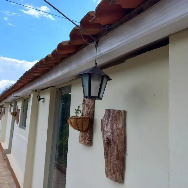 Pousada Recanto Alegre，位于Campestre的酒店