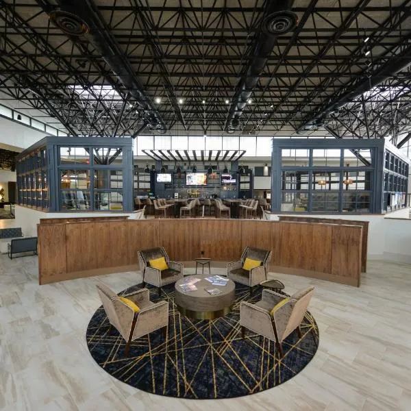 Crowne Plaza Jacksonville Airport I-95N by IHG，位于杰克逊维尔的酒店
