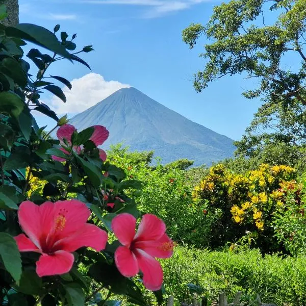 El Encanto Garden Hotel，位于Altagracia的酒店