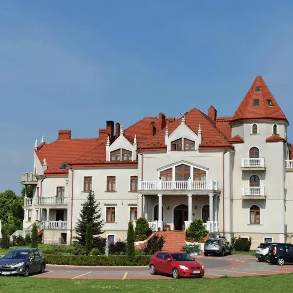 Pałac Koronny Noclegi & Wypoczynek，位于Kalina Wielka的酒店