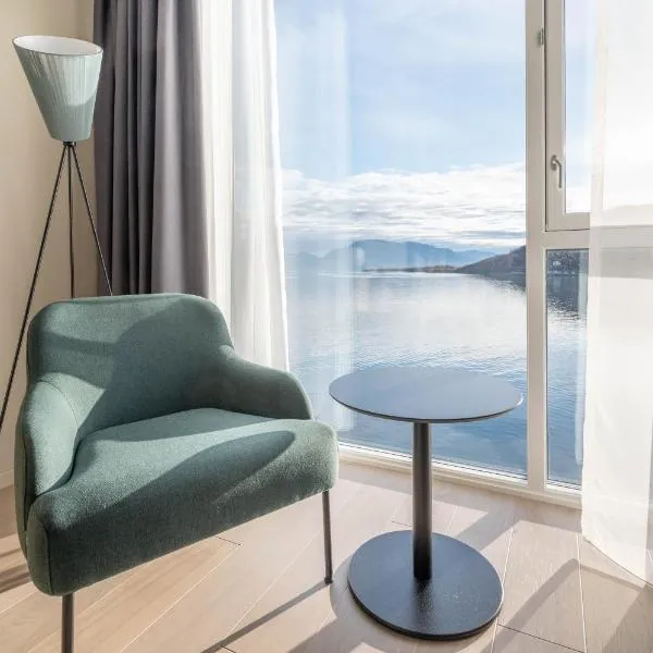 Home Hotel Arcticus，位于哈尔斯塔的酒店
