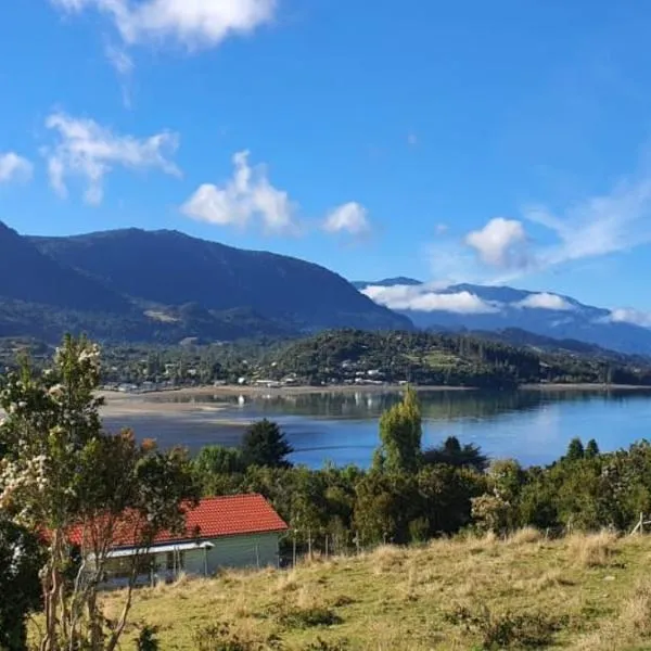 Cabañas Chucao Austral，位于Lenca的酒店