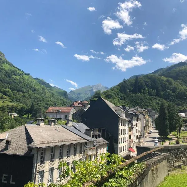 Appartement Lumineux et Rénové dans les Pyrénées，位于欧波讷的酒店