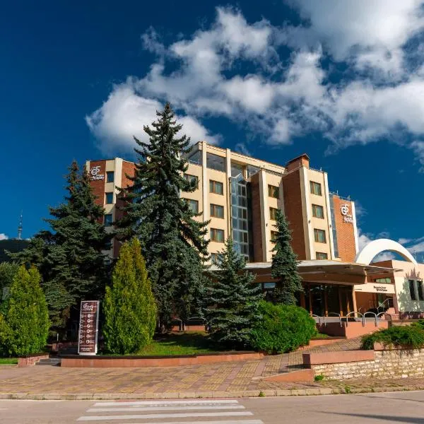 Хотел "Скалите", Skalite Hotel，位于Dŭbravka的酒店