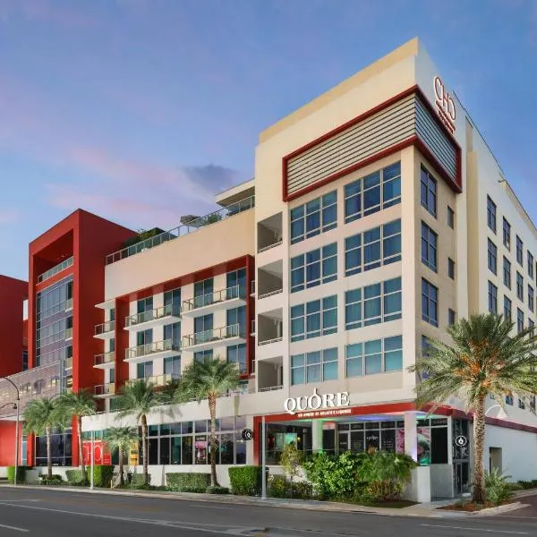 Costa Hollywood Beach Resort - An All Suite Hotel，位于好莱坞的酒店