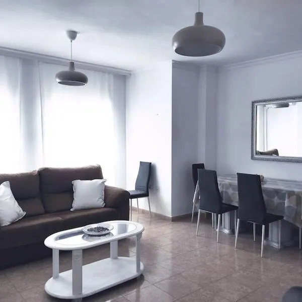 Apartamento Las Brisas，位于林孔-德拉维多利亚的酒店