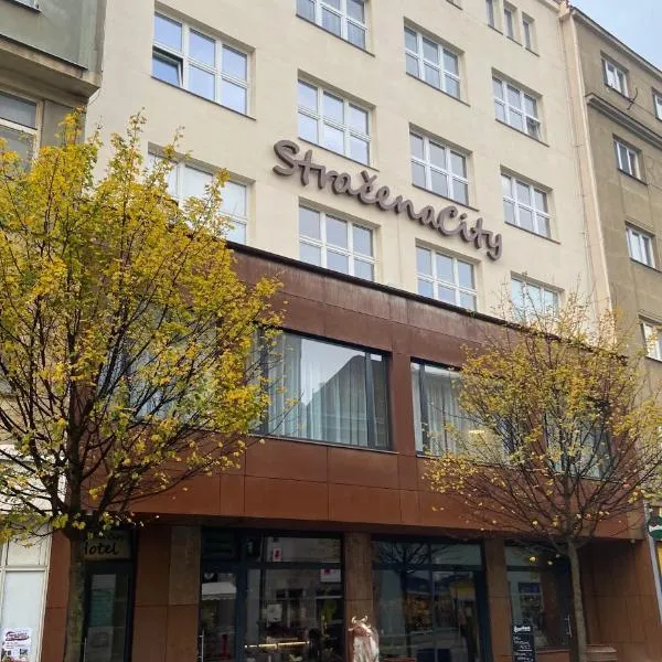 Hotel Stračena City，位于Rychvald的酒店