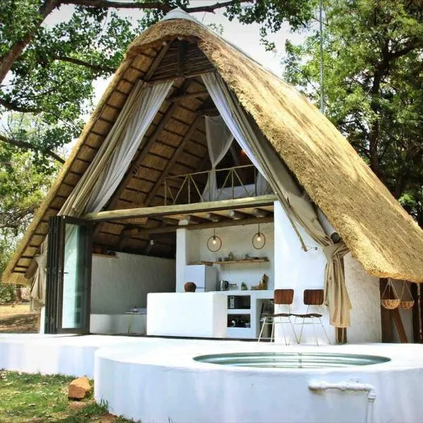 Hot Spring bungalow in Limpopo，位于Van Alphens Viei的酒店