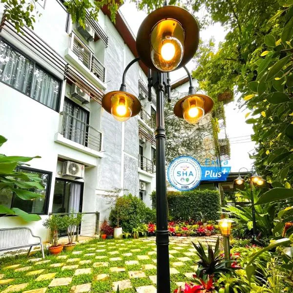 Ideo Phuket Hotel - SHA Extra Plus，位于奈扬海滩的酒店
