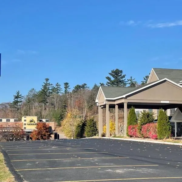Holiday Inn Express & Suites Marquette by IHG，位于马凯特的酒店