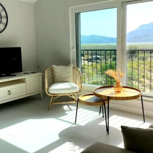 AirPort Blue Eye Apartment Dalaman 5 km form AirPort，位于达拉曼的酒店