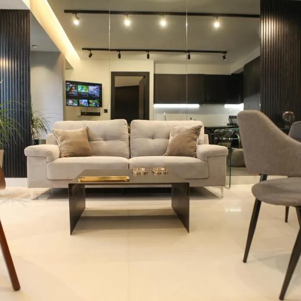 Raam Luxury Suites，位于拉纳卡的酒店