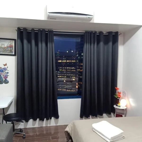 Marivic's Place at Air Residences Makati，位于马尼拉的酒店
