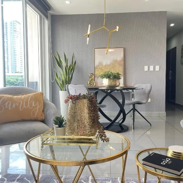 Amplio condominio ejecutivo con hermosa vista，位于圣佩德罗苏拉的酒店