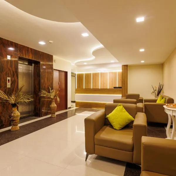Hotel Comfort Park - Opposite Sri Ramachandra Medical College Porur，位于Tirumeshi的酒店