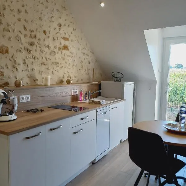 Gîtes & SPA du bien-être - Logement cosy à la campagne - ACCES SPA EN SUPPLEMENT，位于Courgains的酒店