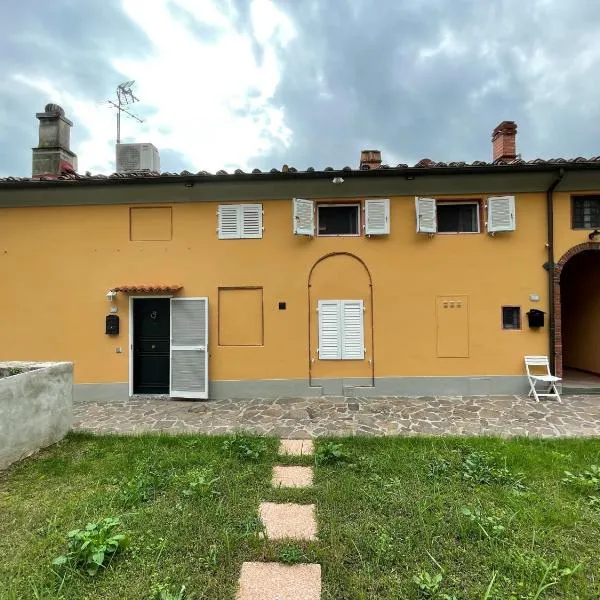 La Casa Di Emma，位于卢卡的酒店