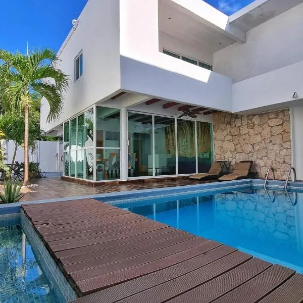 Casa Gem B&B，位于普拉亚卡门的酒店