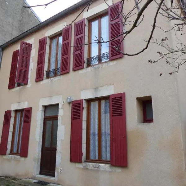 Gîte Saint-Germain-des-Fossés, 5 pièces, 8 personnes - FR-1-489-248，位于Saint-Germain-des-Fossés的酒店