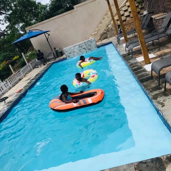 Ndlovu Palace，位于Ragbubee的酒店