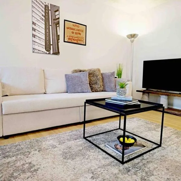 Global Cup Dwell By Design & Arboretum Tickets Included，位于达拉斯的酒店