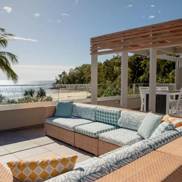 Netanya Noosa - Beachfront Resort，位于日出海滩的酒店