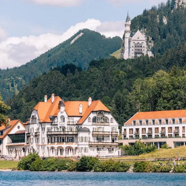 AMERON Neuschwanstein Alpsee Resort & Spa，位于罗伊特的酒店