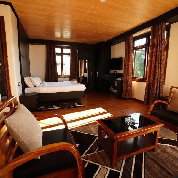 Daiatei Homestay - BnB，位于西隆的酒店