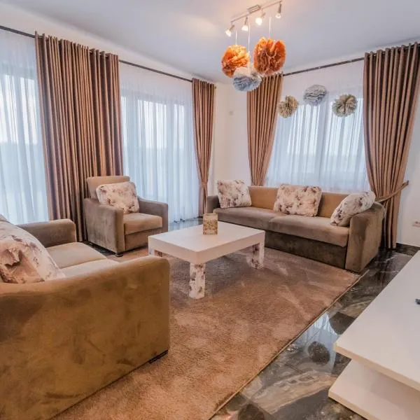 Penthouse Luxury Falticeni，位于Rădăşeni的酒店