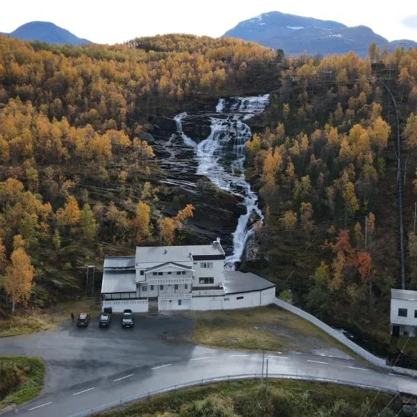 Storfossen Hostel，位于滕内沃尔的酒店