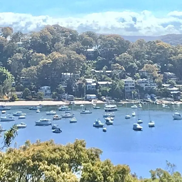 Palm beach Sydney, Modern home with water view，位于鲸滩的酒店