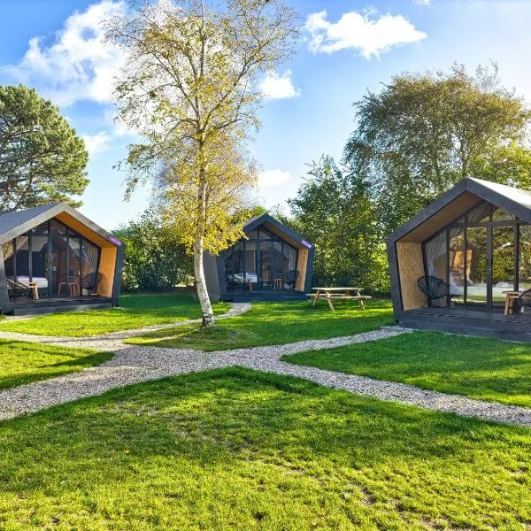 Tenthuisje in het groen, een hotelsuite met eigen badkamer，位于卡兰茨奥赫的酒店