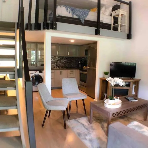 1BR/1BR Loft in Park City w/ Private Deck!，位于帕克城的酒店