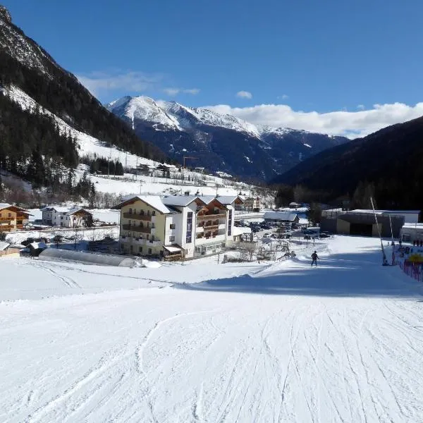 伯格克里斯泰尔酒店，位于布伦内罗的酒店