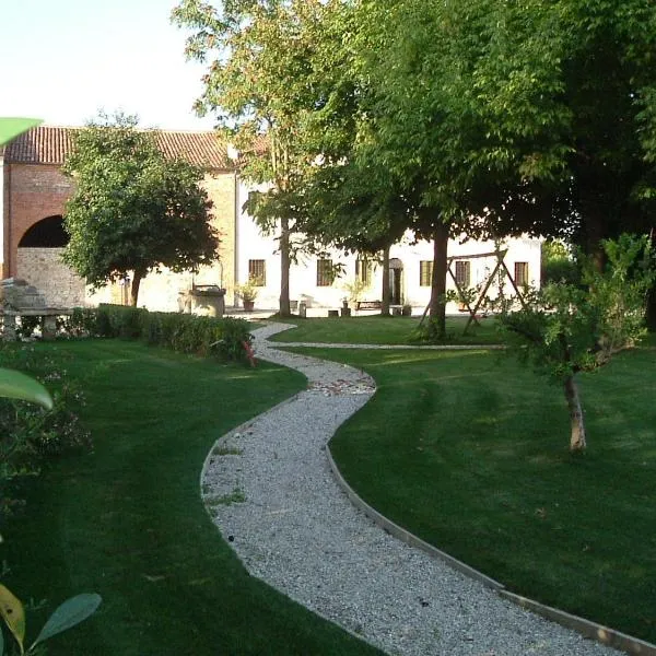 拉索普奥拉农庄，位于格里西尼亚诺－迪佐科的酒店