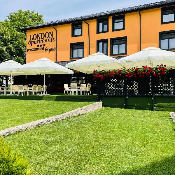 London Apartments Vaslui，位于Costeşti的酒店