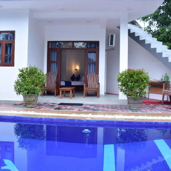 Ceylon Relax Villa，位于Moragalla的酒店
