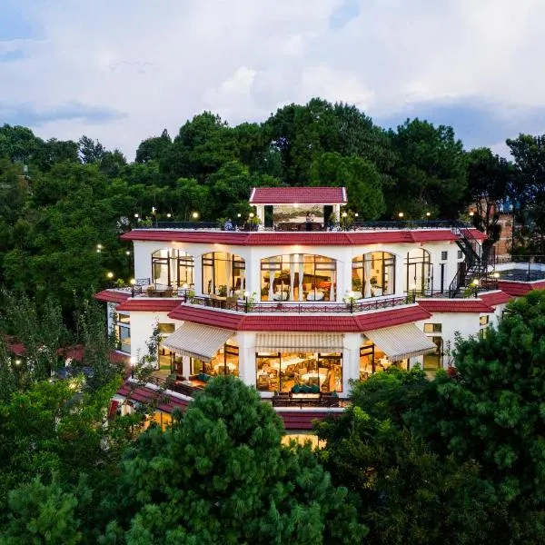 Mirabel Hotel Resort，位于Panauti的酒店