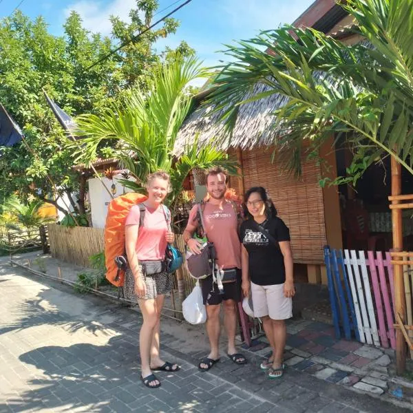 FRANGKY HOMESTAY，位于Paniki的酒店