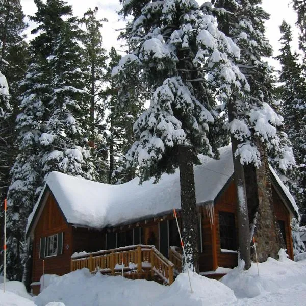 Tahoma Meadows - Sugar Pine Cabin，位于南太浩湖的酒店