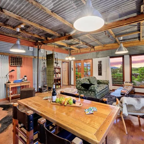 Sunset Cottage - Yarra Valley，位于希尔斯维尔的酒店