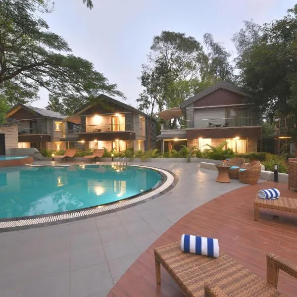Arova Woods Zinc Journey by The Fern, Lonavala，位于罗纳瓦拉的酒店