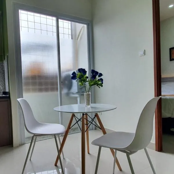 REG GUESTHOUSE，位于Tanjungredep的酒店