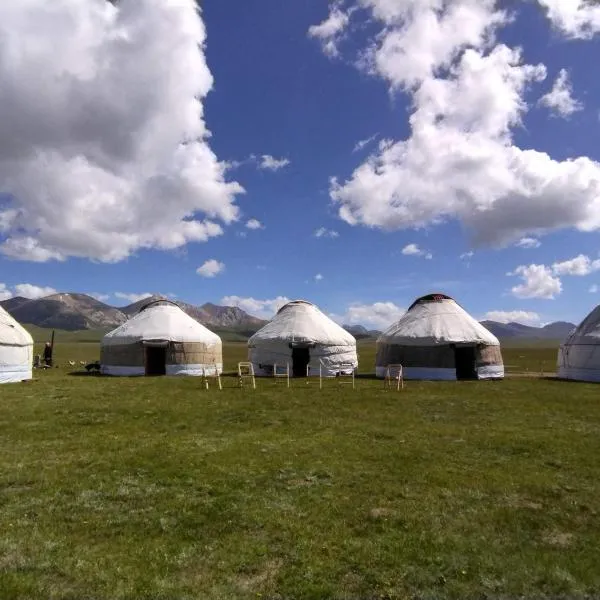 Son-Kul Northen yurt camp，位于科奇科尔的酒店