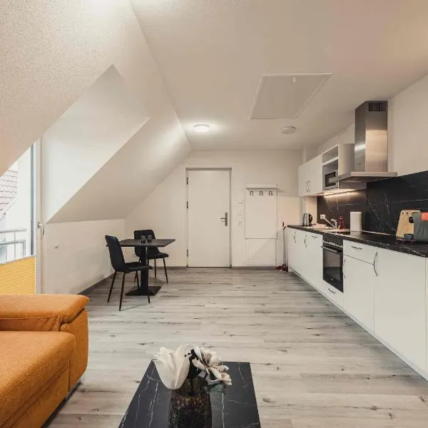 Ferienwohnungen und Boardinghouse Heimbach in Renchen，位于Renchen的酒店