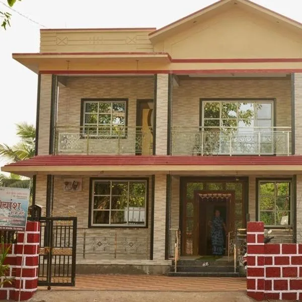 Priyansh Home stay，位于Harihareshwar的酒店