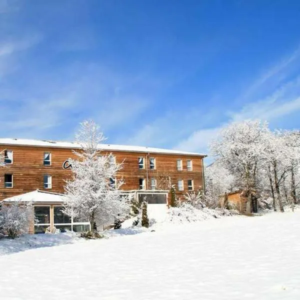 Ax酒店Spa＆餐厅，位于绍尔日的酒店